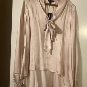Beautiful Blouse Never Worn, NWTS